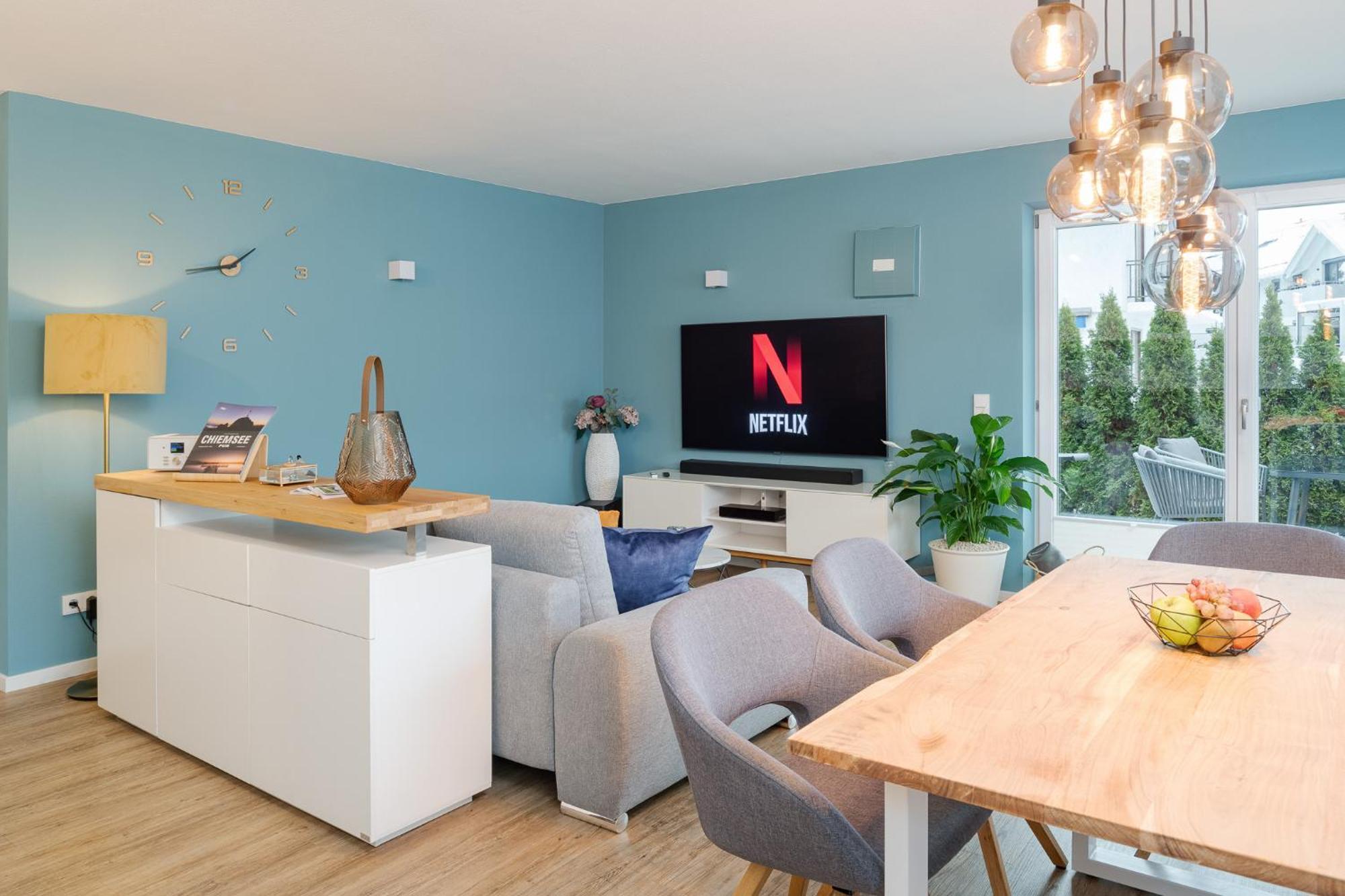 Appartement Fenjoy: Ferienapartment Mit Garten / Zentral / Bbq Bernau am Chiemsee